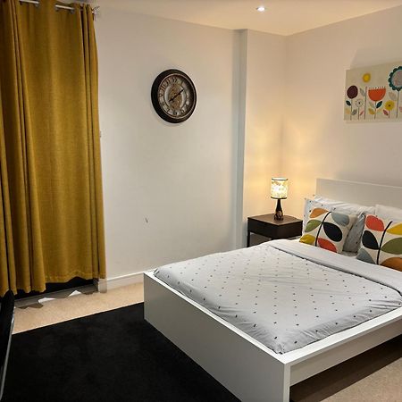 Modern En-Suite Room And Self Catering In London Ngoại thất bức ảnh